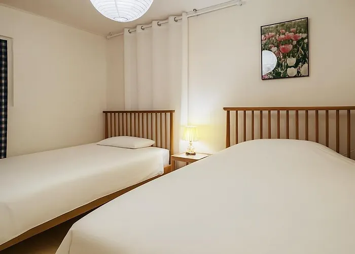 Sensational Private House Hodong's 6 People, 3 Rooms, 4 Beds 5 Minutes On Foot From National Station Line 2 Gangnam Hongdae Jamsil Apartamento
