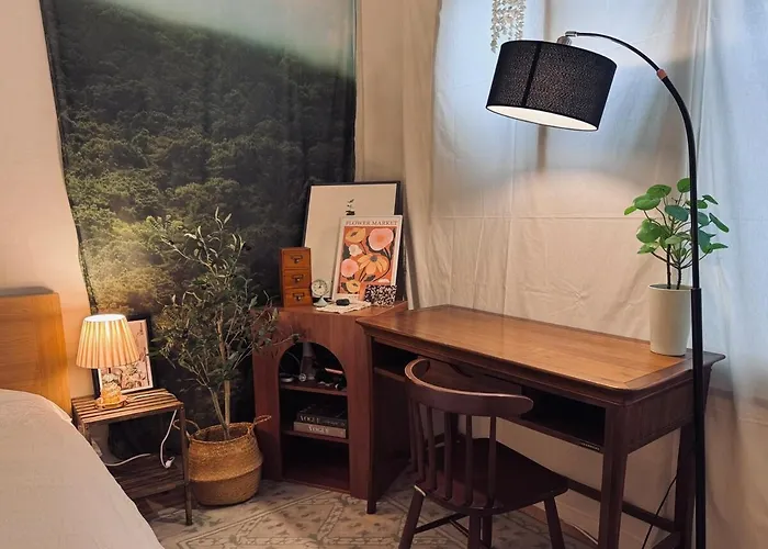 Sensational Private House Hodong's 6 People, 3 Rooms, 4 Beds 5 Minutes On Foot From National Station Line 2 Gangnam Hongdae Jamsil Apartamento
